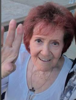 Laperrière, Henriette