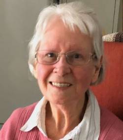 Armstrong, Mme Irène