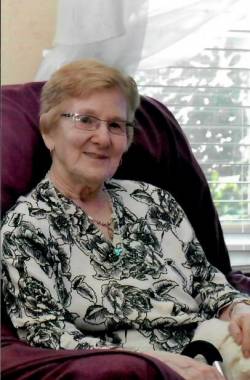 Ayotte Veillette, Madeleine