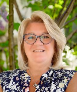Dupont, Carole